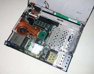 ThinkPad T40の内部