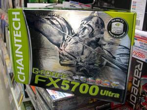 “GeForce FX 5700 Ultra”搭載