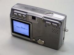 『DiMAGE G600』の背面