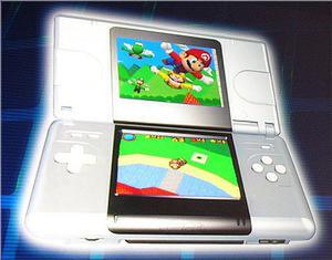 Ascii Jp 04 Vol 3 任天堂 Nintendo Ds を公開 2つの液晶画面とタッチスクリーンでゲームの革命を目指す