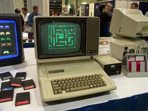 『Apple IIe』