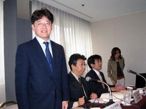 代表取締役社長の石井 幹氏らラウンドテーブルの出席者