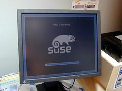 「SUSE Linux Enterprise Server」動作中