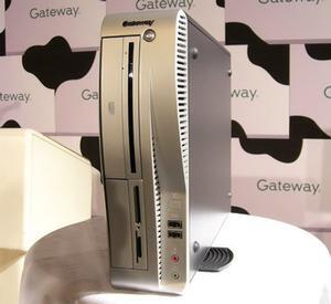 2005年初頭に販売を予定される省スペースデスクトップパソコン“Gateway600”シリーズ。米国でも販売されていない製品だ