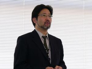 FeliCaポケットの概要について説明する、ソニー FeliCaビジネスセンター営業部 統括部長の納村哲二氏