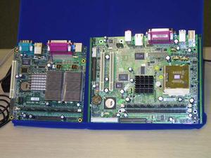会場に展示されたGeode NX対応マザーボード。左がAMDのリファレンスマザーボード(コードネーム：Falcon)、右はTYANのS2498AGN