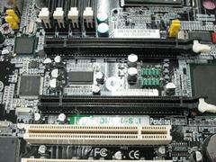 PCI Express x16スロット2本