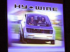 第2世代の燃料電池自動車“HY・WIRE”