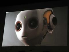 劇中のHINOKIO(ロボット)はCGとプロップで表現されており、一見してCGと実写の区別がつかないように心がけたという