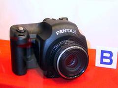 PENTAX 645 Digital(仮称)のモックアップ、タイプB