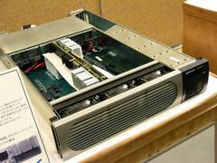 米クレイ社のOpteronベース“ミニスーパーコンピュータ”『Cray XD1』もデュアルコアOpteronに対応