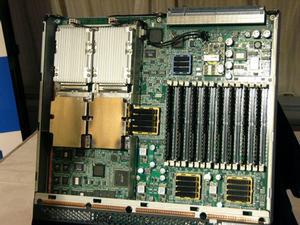 667MHz FSBに対応する新Itanium 2を搭載した日立のエンタープライズサーバー“BladeSymphony”