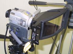 1台のカムコーダーで左右の映像を撮影するレンズアダプター『MuView(ムービュー)アダプター』