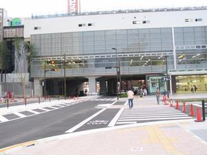 JR秋葉原駅中央改札口前に新道路が開通