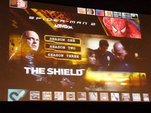 米国の人気TVドラマ『The Shield』の配信メニュー。放送されたシーズンごとに各話が用意され、さらに好きなパートから視聴できる