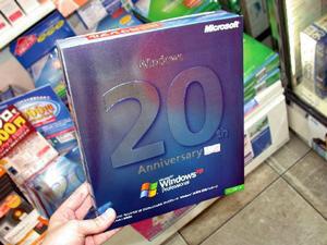 「Microsoft Windows XP Professional アップグレード Windows 20周年 記念パッケージ」