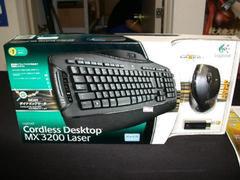 Cordless Desktop MX3200 Laser