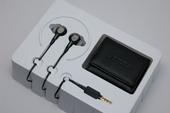 Bose in-ear headphones／Bose on-ear headphones