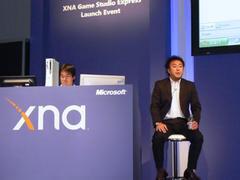 デモを披露しながら説明を行なう、マイクロソフト Xbox事業部 ゲームテクノロジーグループの田代昭博氏(右)