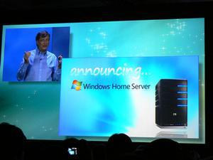 今回の目玉？　HPと共同開発中の“Windows Home Server”。マイクロソフトはソフトウェアを提供するようだ