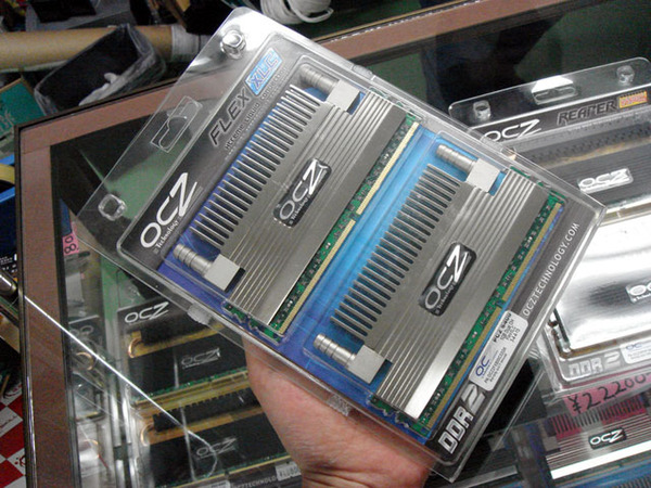 OCZ DDR2 PC2-6400 CL3 FlexXLC Edition