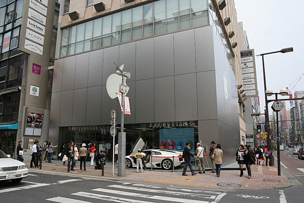 Apple Store Fukuoka Tenjin