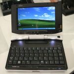 ASCII.jp：富士通、世界最小の軽量UMPC“FMV-LIFEBOOK Uシリーズ”を提供開始