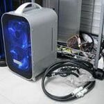 ASCII.jp：究極の水冷!? KOOLANCE製の“水没電源”「PSU-1200ATX-12S」の