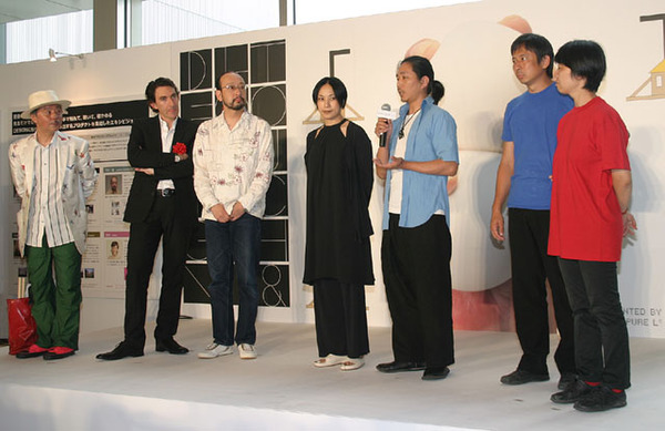 デザインアソシエーションが選出した6組のデザイナーのうちの5組。