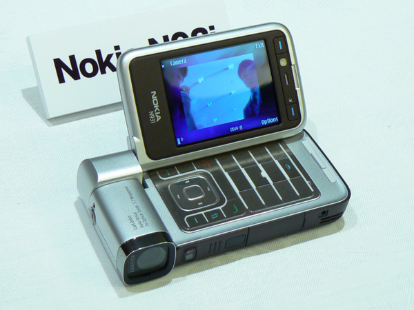 ノキアの『Nokia N93i』
