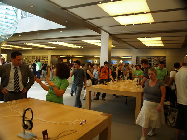 Apple Store Fifth Ave.
