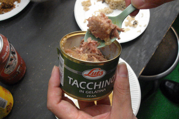 イタリア軍チキンパテ缶