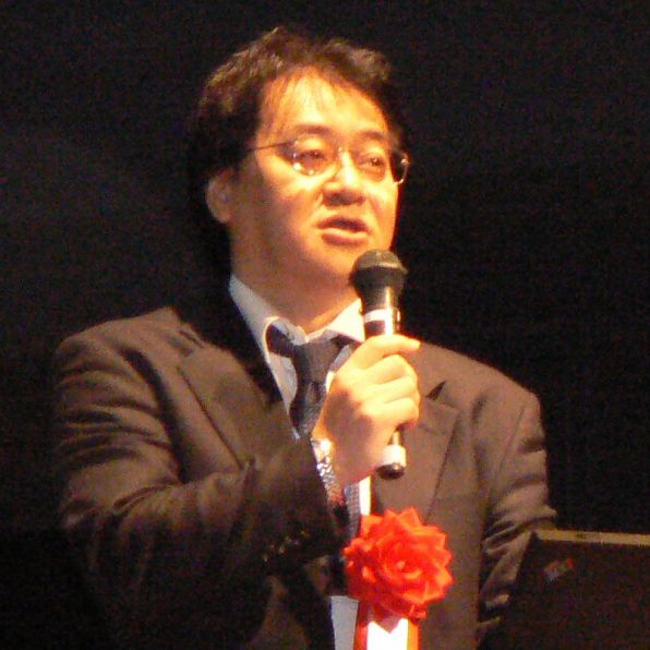 東京大学教授 須藤 修氏。小尾氏と同じく『CIO学』の編著を担当している