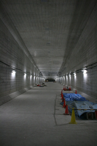 謎のトンネル