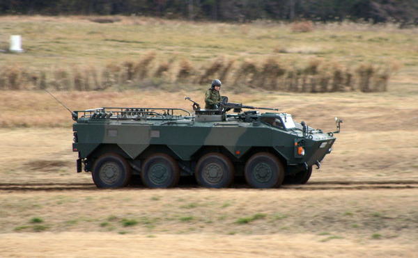 96式装輪装甲車