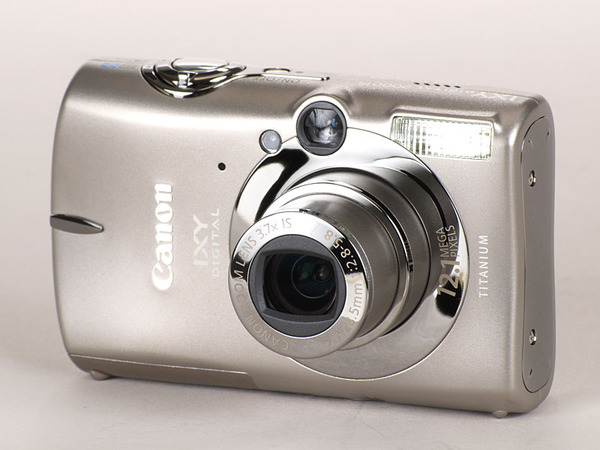 美品　Canon IXY DIGITAL 2000 IS デジカメ　チタン光学式