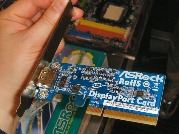 「ASRock DisplayPort Card」