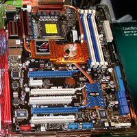 ASCII.jp：ゲーマー向けマザー“Striker II”シリーズにニューモデル