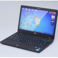 ASCII.jp：薄型軽量にリニューアル LIFEBOOK SH76/Eの実力は (1/3)