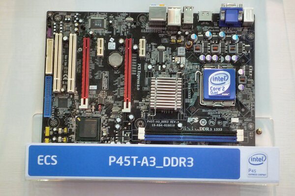 ECS「P45T-A3_DDR3」