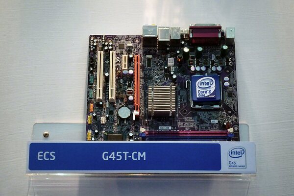 ECS「G45T-CM」