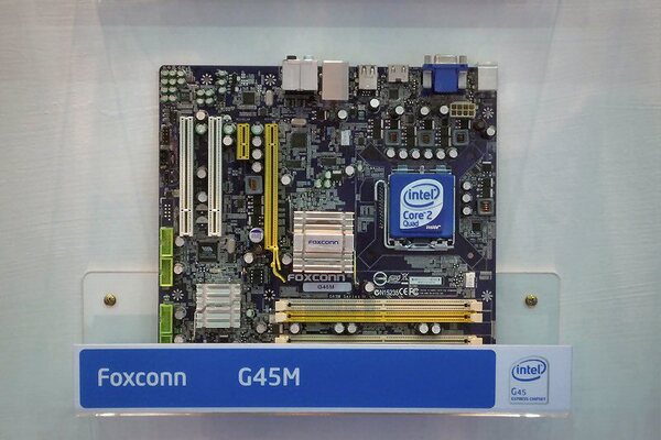 Foxconn「G45M」