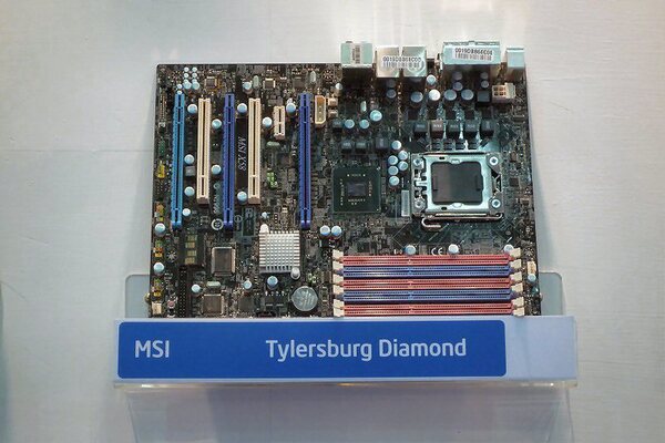 MSI「Tylersburg Diamond」
