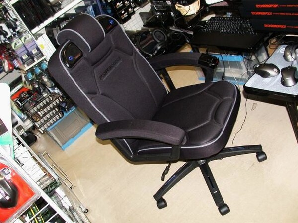 「PC GAMING CHAIR 2.1」