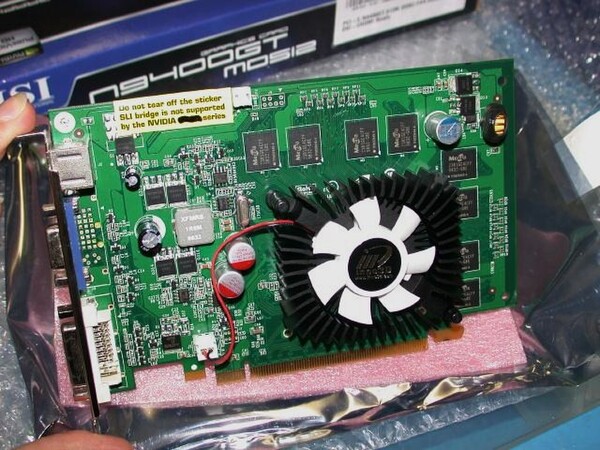 「GeForce 9400 GT」搭載カードの例