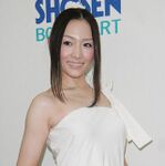 杏さゆり、25歳の誕生日にトレカ発売イベント