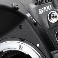 ASCII.jp：D700にするか、D300にするか、それが問題だ (1/5)