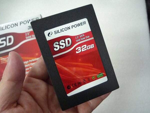 SILICON POWER製SSD