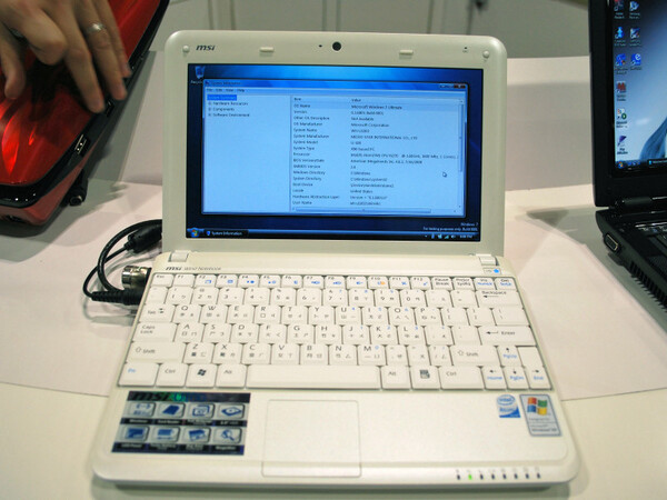 「Wind NoteBook U100」にWindows 7がインストールされていた