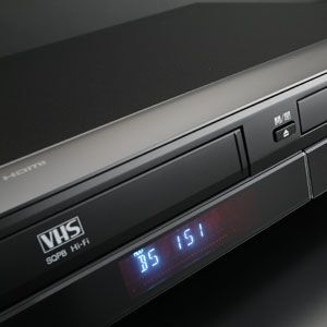 ASCII.jp：VHSテープも簡単にDVDにできる！ 3in1「DIGA」レビュー (1/3)